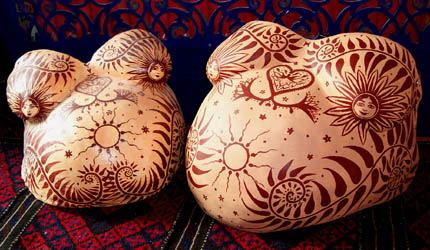 cj-henna-bellies.jpg (49848 bytes)