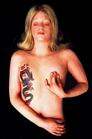 dragontattoo.jpg (31839 bytes)