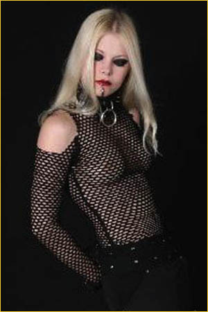 heather3-1.jpg (28113 bytes)