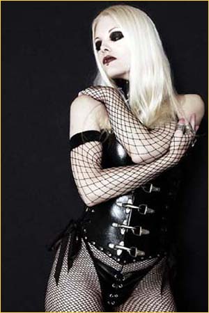 heather3-2.jpg (32265 bytes)