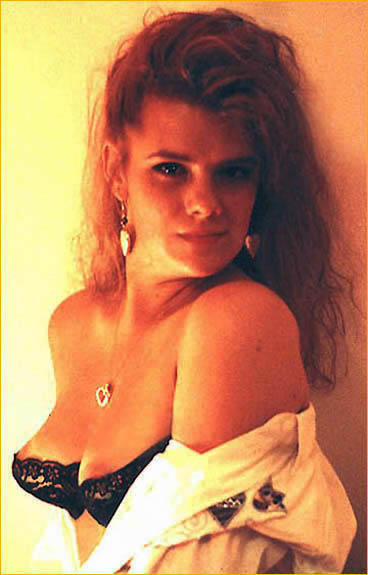 suz-bra.jpg (39147 bytes)